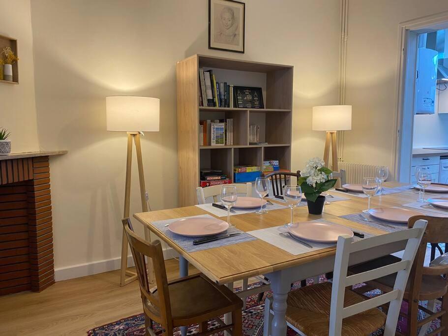 Maison De Charme - 4 Chambres - Courette & Parking Gratuit 阿棉 外观 照片