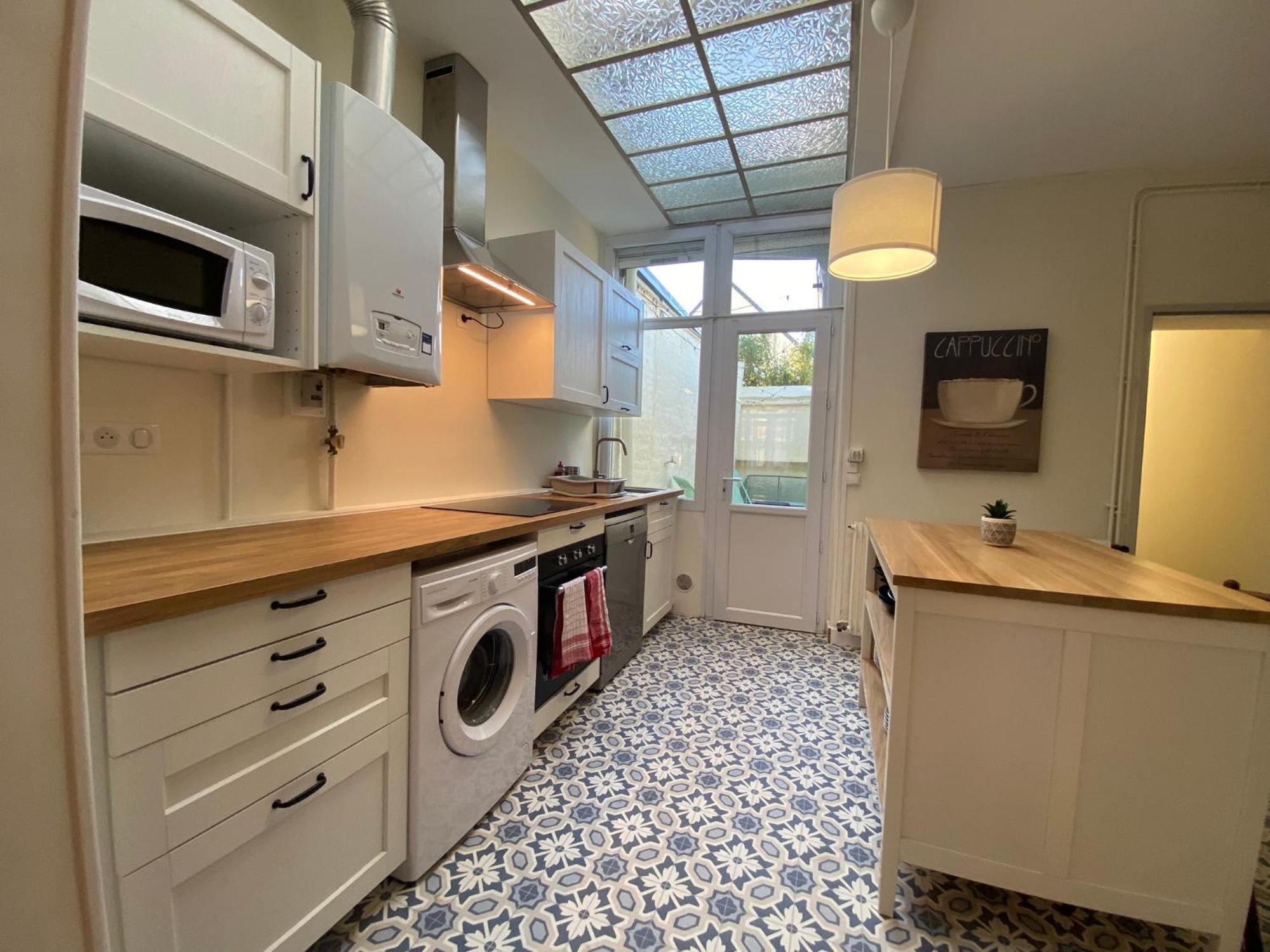 Maison De Charme - 4 Chambres - Courette & Parking Gratuit 阿棉 外观 照片